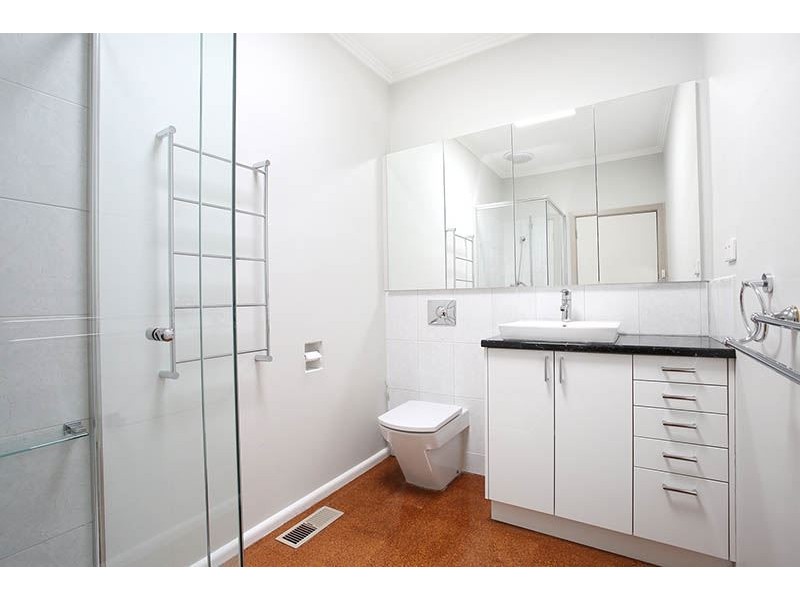 27 Lincoln Avenue, Glen Waverley VIC 3150