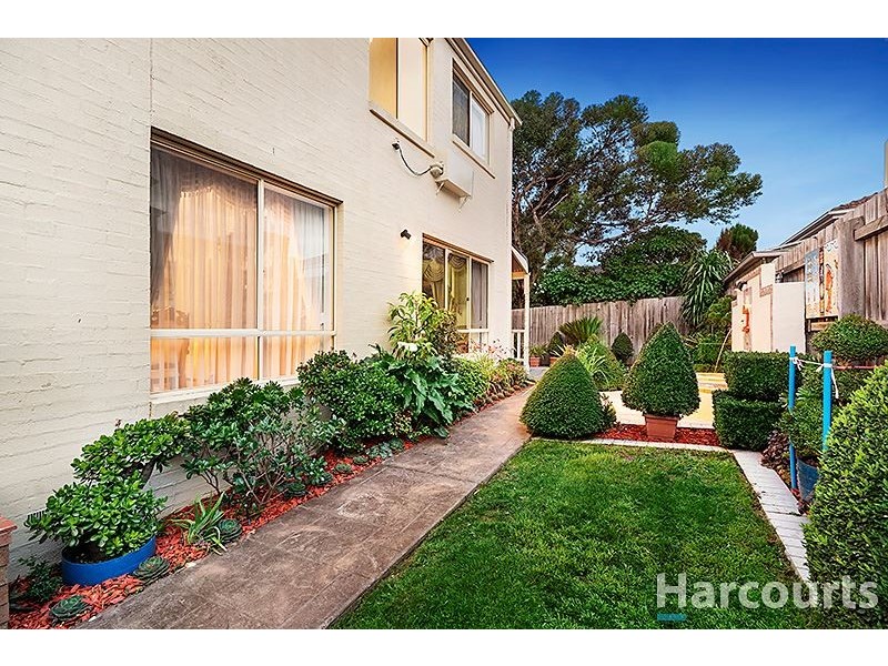 28 Crows Lane, Glen Waverley VIC 3150