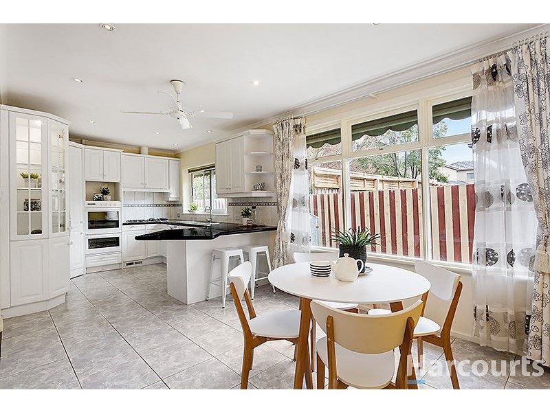 49 Delmore Crescent, Glen Waverley VIC 3150