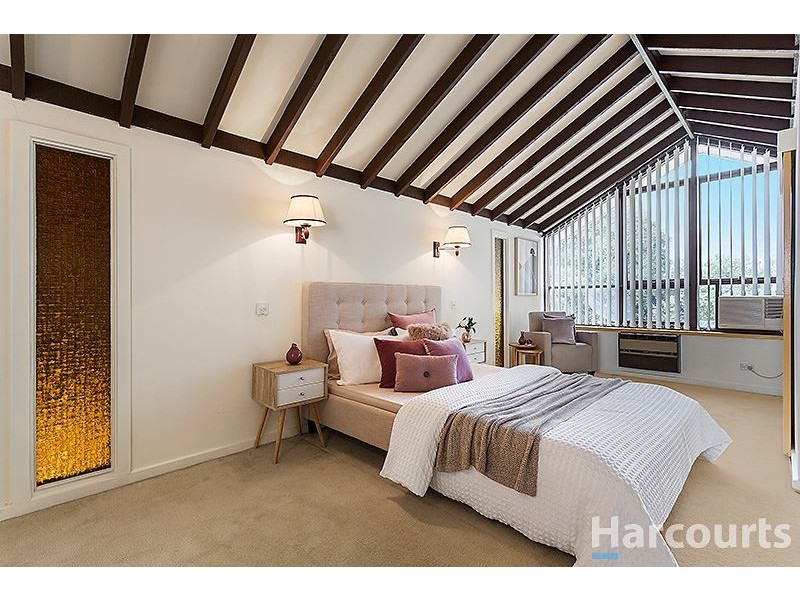 49 Delmore Crescent, Glen Waverley VIC 3150