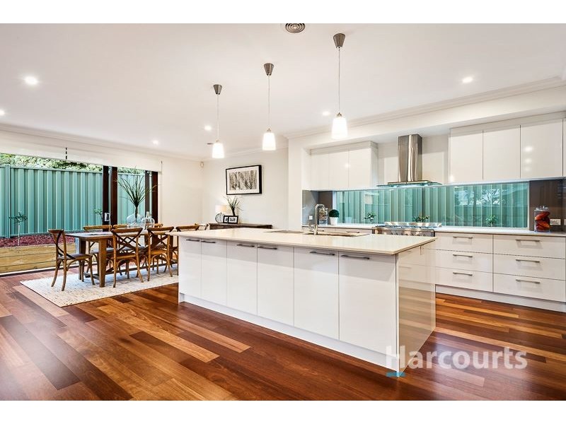 4 Arianne Road, Glen Waverley VIC 3150