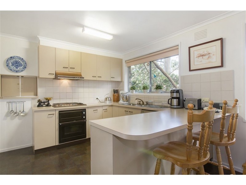 23 Strickland Drive, Wheelers Hill VIC 3150