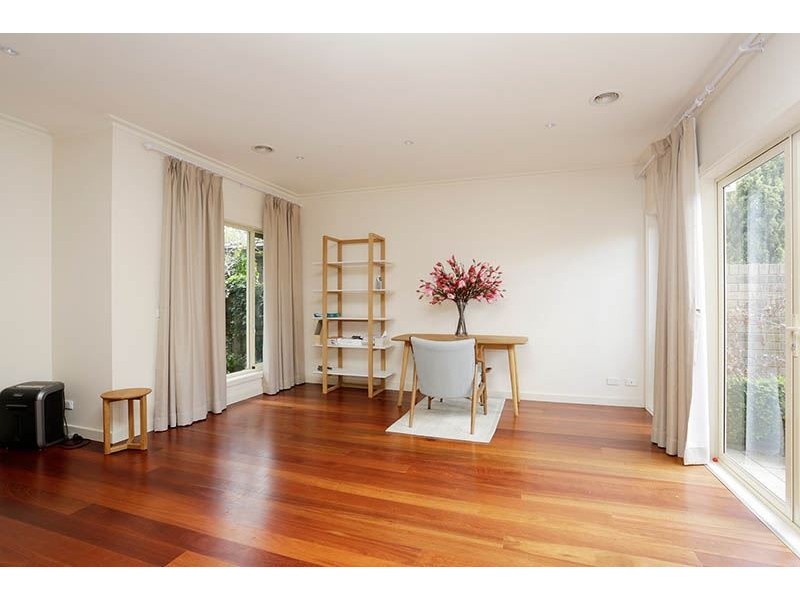 1/2 Mount Street, Glen Waverley VIC 3150