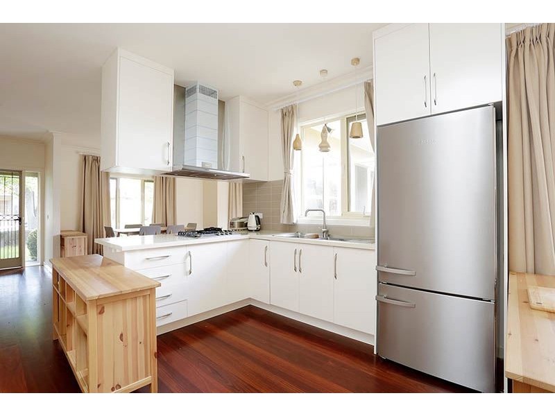 1/2 Mount Street, Glen Waverley VIC 3150