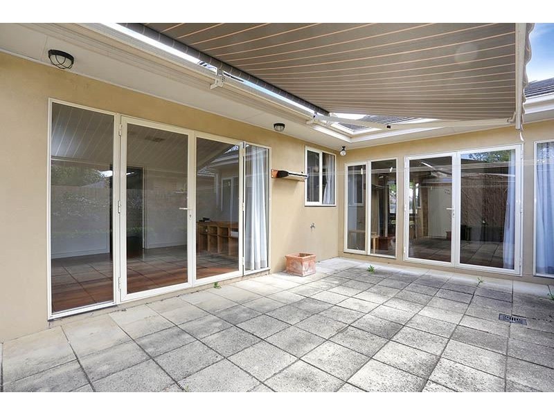 1/2 Mount Street, Glen Waverley VIC 3150