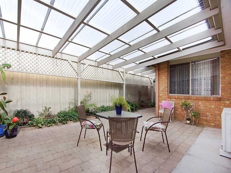 1/4 Clematis Street, Glen Waverley VIC 3150