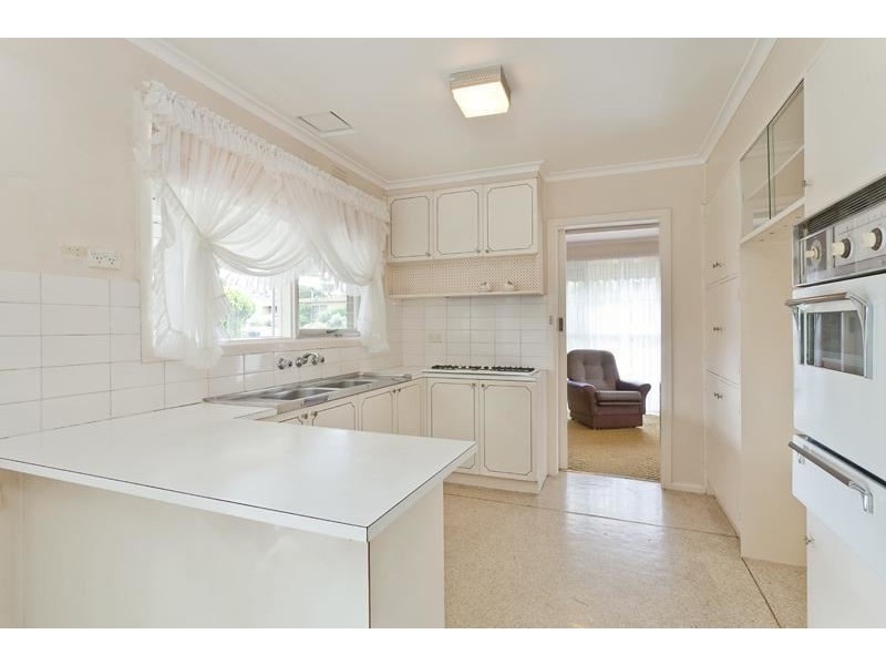 123 Lawrence Road, Mount Waverley VIC 3149