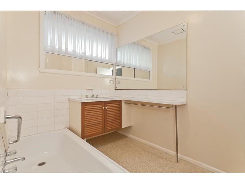 123 Lawrence Road, Mount Waverley VIC 3149