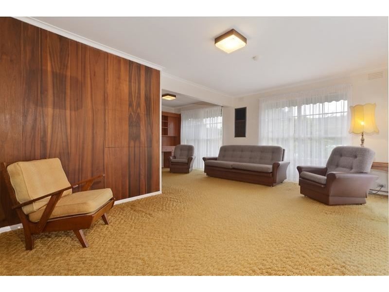 123 Lawrence Road, Mount Waverley VIC 3149