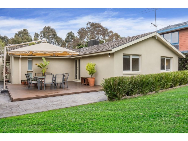 905 High Street Road, Glen Waverley VIC 3150
