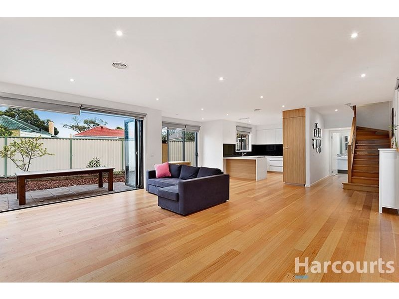 2/17 Caledonia Crescent, Mulgrave VIC 3170