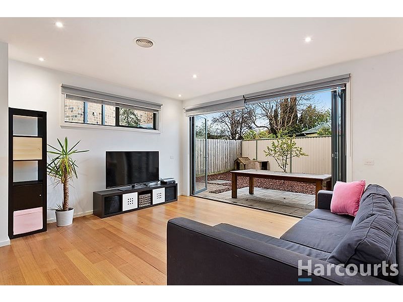 2/17 Caledonia Crescent, Mulgrave VIC 3170