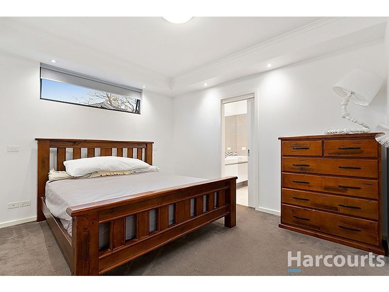 2/17 Caledonia Crescent, Mulgrave VIC 3170