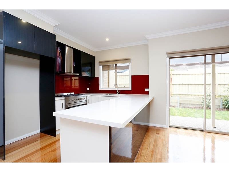 2/165 Waverley Road, Chadstone VIC 3148