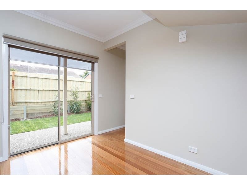 2/165 Waverley Road, Chadstone VIC 3148