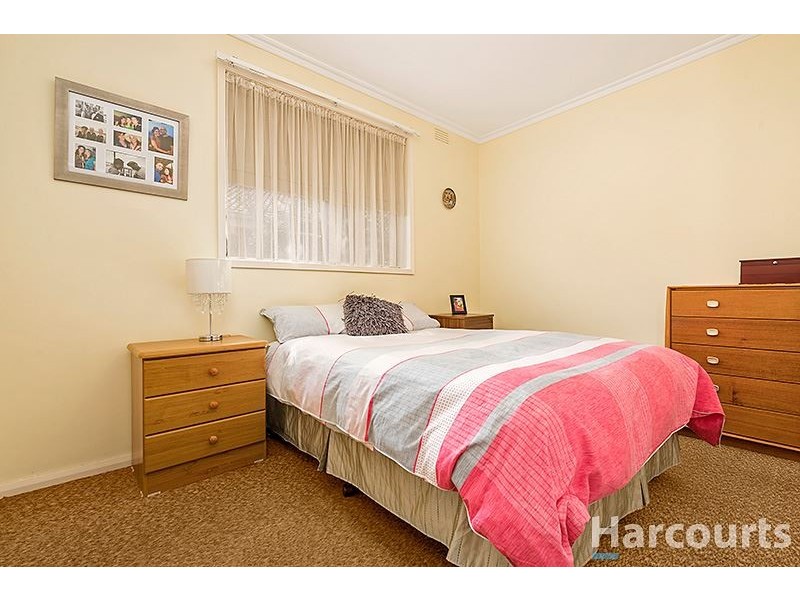 144 Watsons Road, Glen Waverley VIC 3150