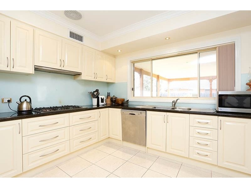 29 Gyton Avenue, Glen Waverley VIC 3150