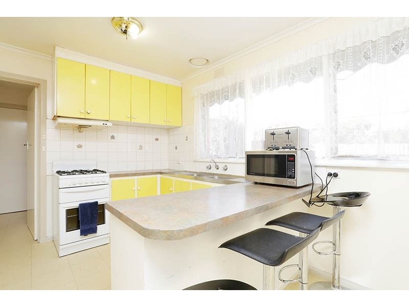 8 Dorset Street, Glen Waverley VIC 3150