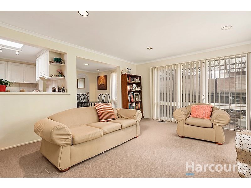 877 Waverley Road, Glen Waverley VIC 3150