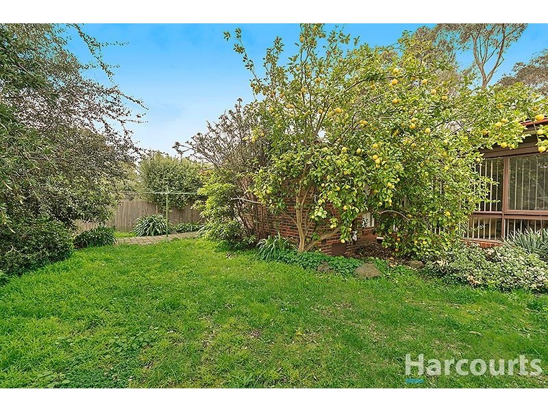 877 Waverley Road, Glen Waverley VIC 3150