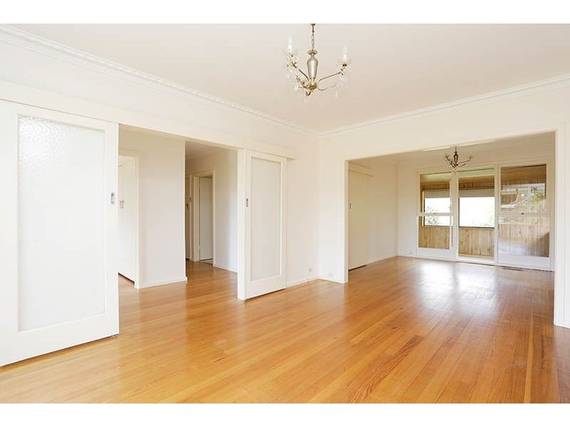 21 Delmore Crescent, Glen Waverley VIC 3150