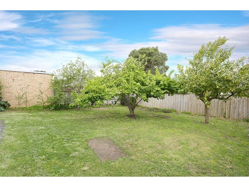 21 Delmore Crescent, Glen Waverley VIC 3150