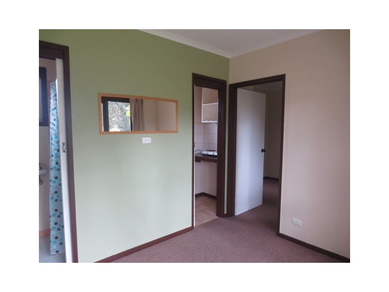 19B Longbourne Avenue, Notting Hill VIC 3168