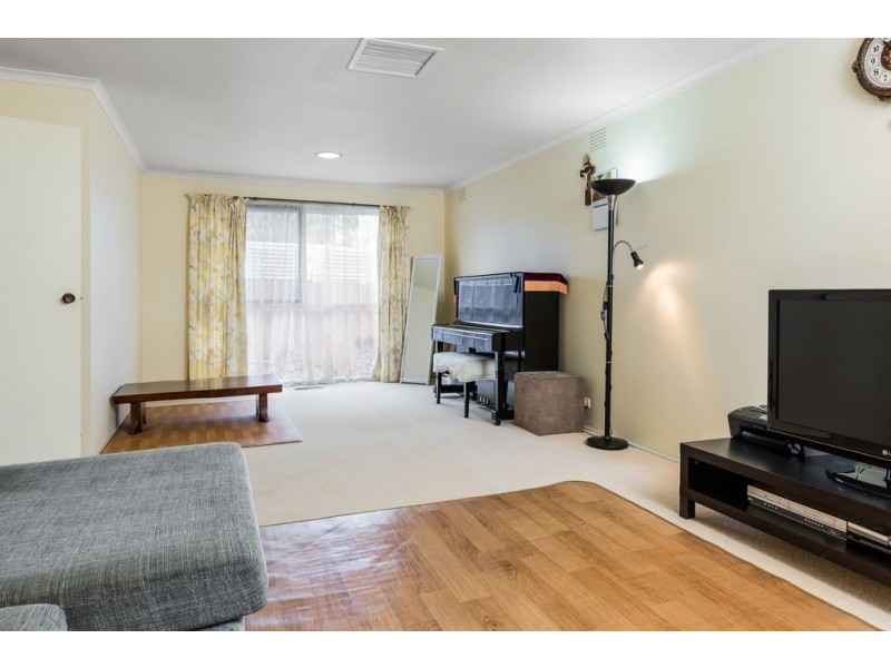 2/4 Bolan Street, Glen Waverley VIC 3150