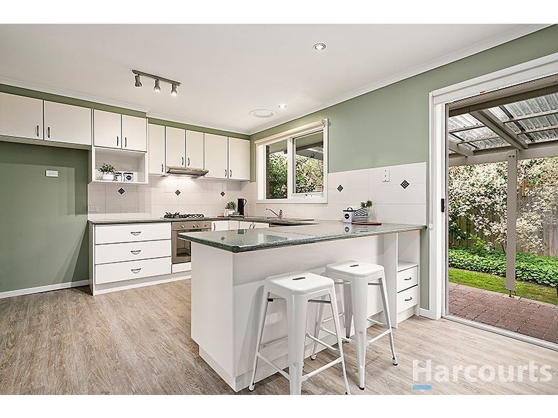 2 Shield Court, Glen Waverley VIC 3150