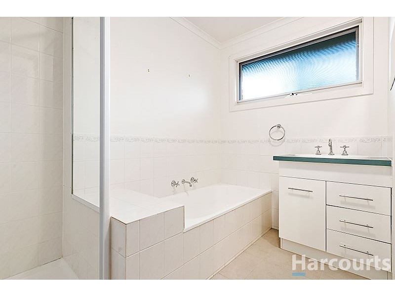 2 Shield Court, Glen Waverley VIC 3150