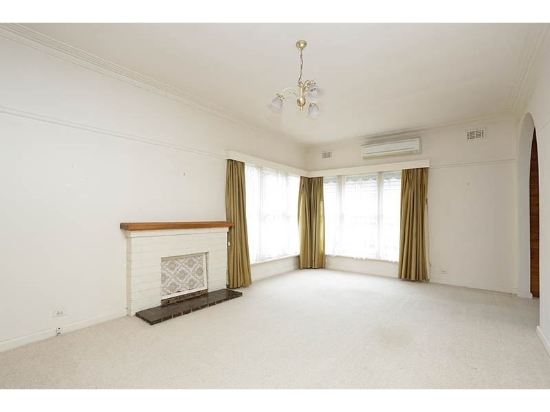 11 Ingram Avenue, Glen Waverley VIC 3150