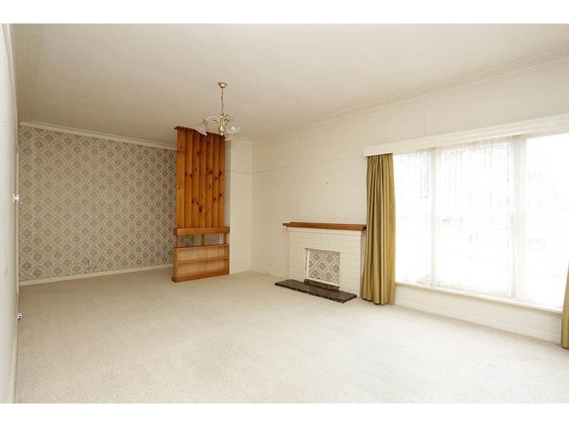 11 Ingram Avenue, Glen Waverley VIC 3150