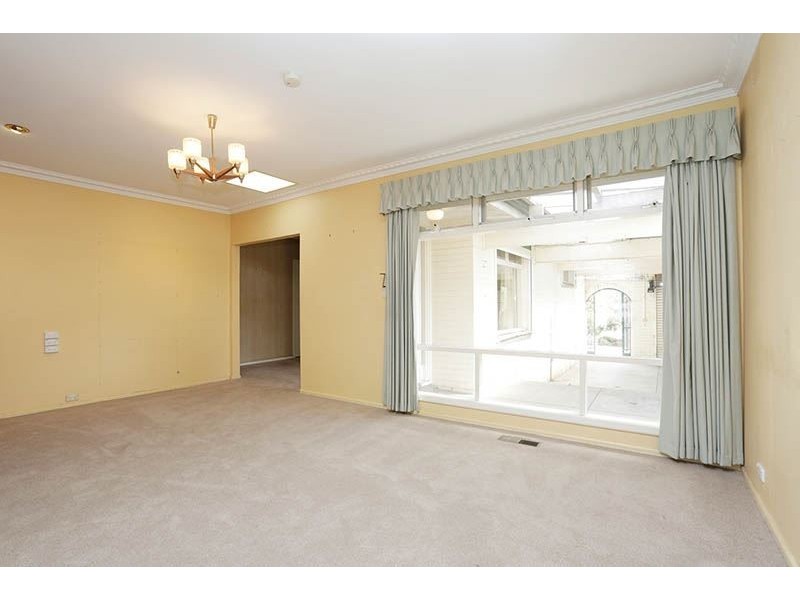 20 Kingswood Avenue, Mount Waverley VIC 3149