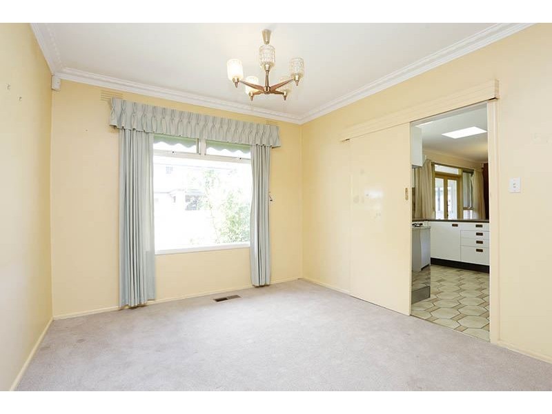 20 Kingswood Avenue, Mount Waverley VIC 3149