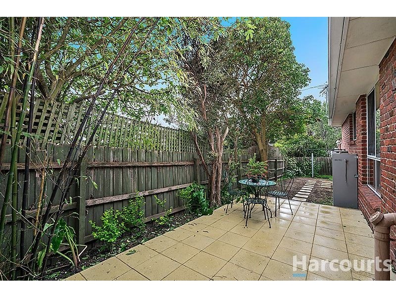 2/67 Price Avenue, Mount Waverley VIC 3149