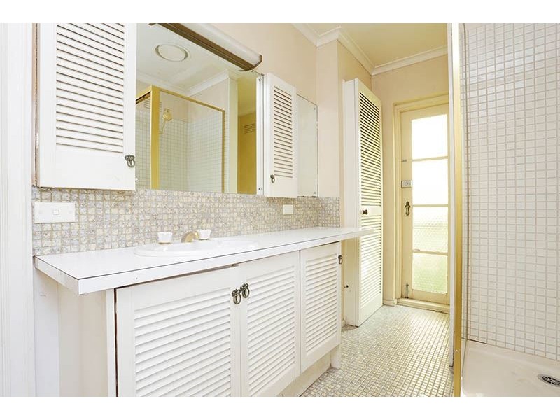 21 Aurisch Avenue, Glen Waverley VIC 3150