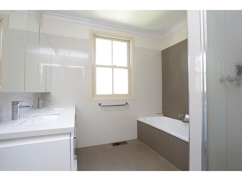 21 Aurisch Avenue, Glen Waverley VIC 3150