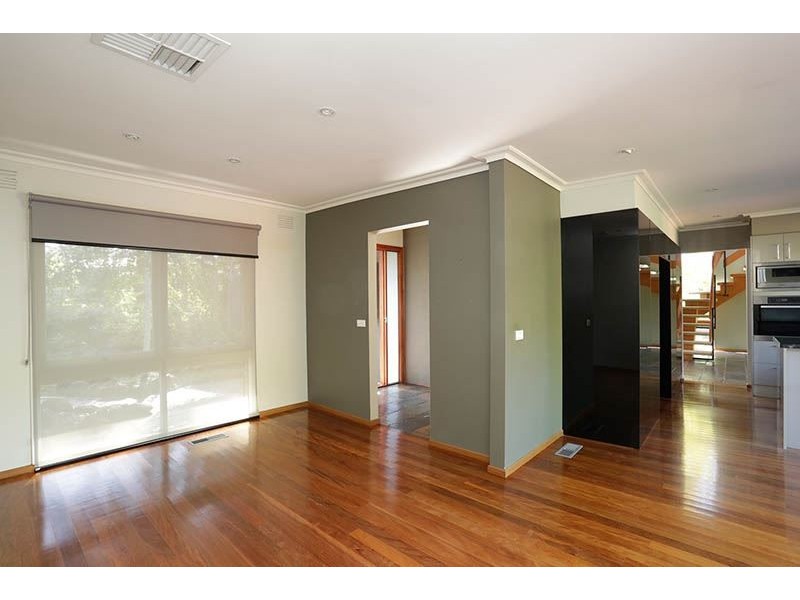 4 The Glade, Wheelers Hill VIC 3150