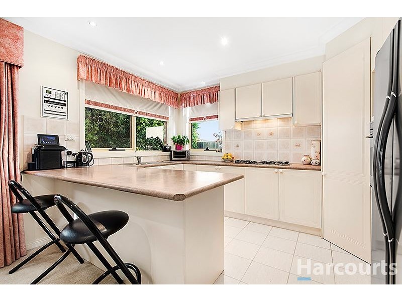 2/12A Myers Avenue, Glen Waverley VIC 3150