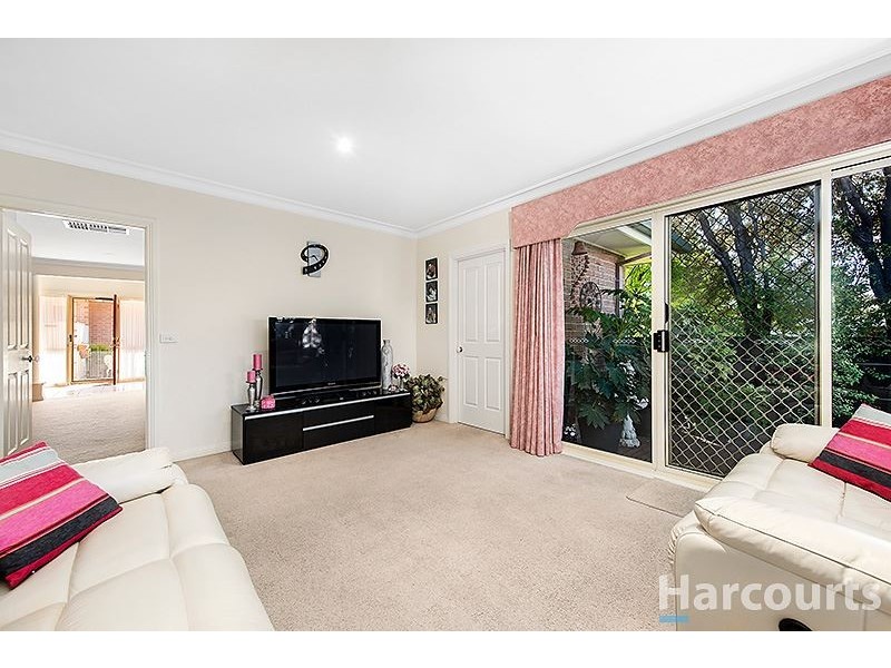 2/12A Myers Avenue, Glen Waverley VIC 3150
