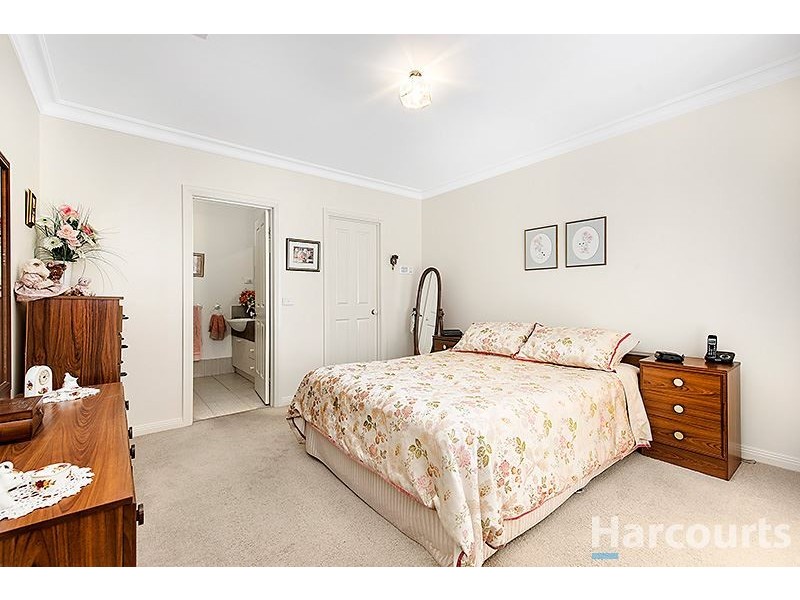 2/12A Myers Avenue, Glen Waverley VIC 3150