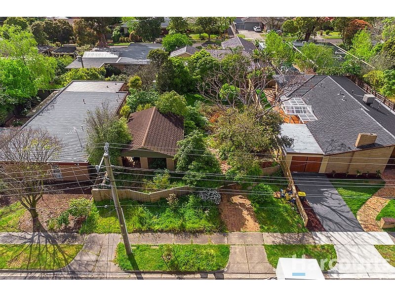 4 Trenton Avenue, Glen Waverley VIC 3150