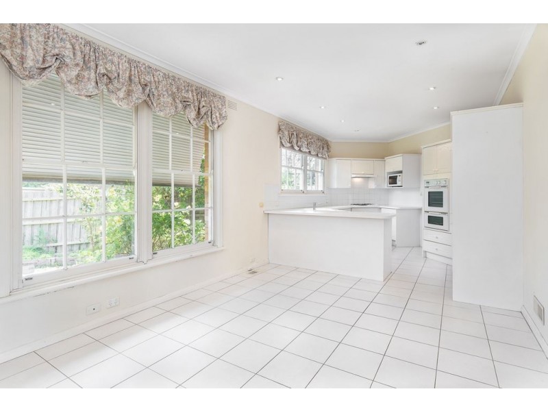 7 Medina Road, Glen Waverley VIC 3150