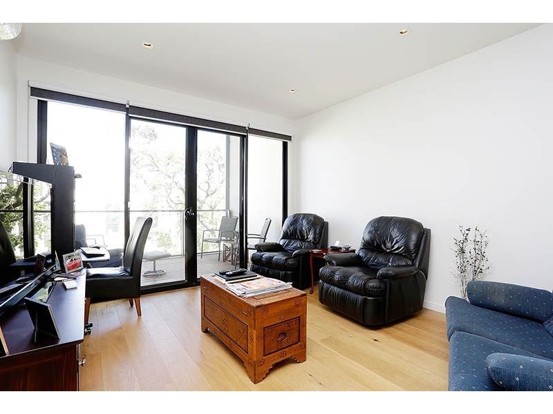 23 Oak Terrace, Wheelers Hill VIC 3150