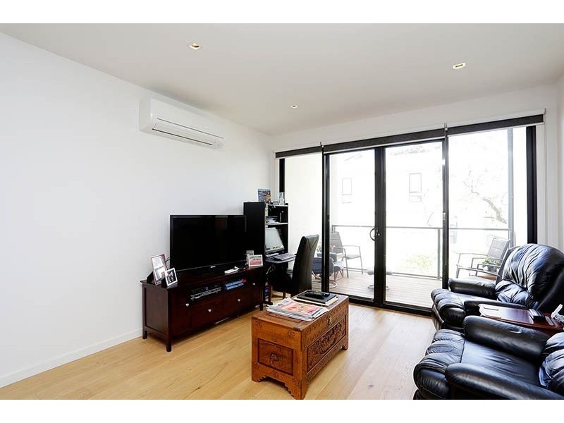 23 Oak Terrace, Wheelers Hill VIC 3150