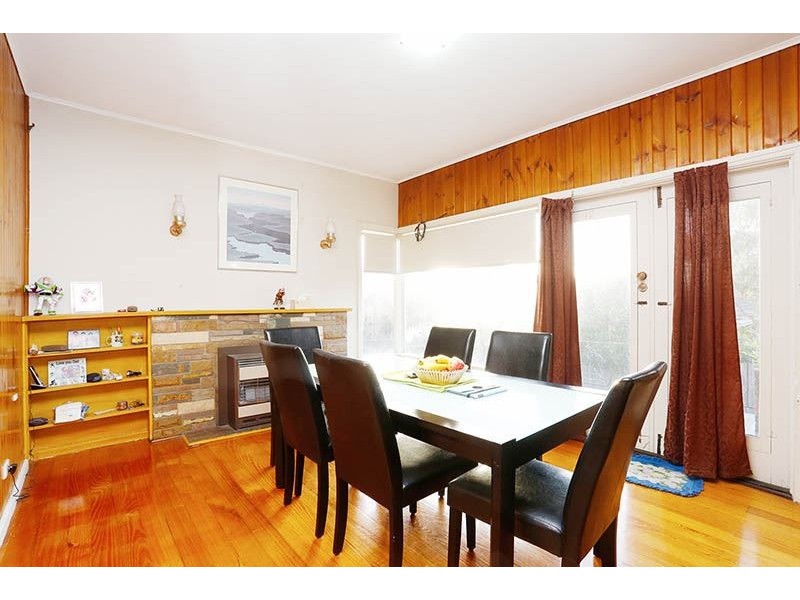 849 High Street Road, Glen Waverley VIC 3150