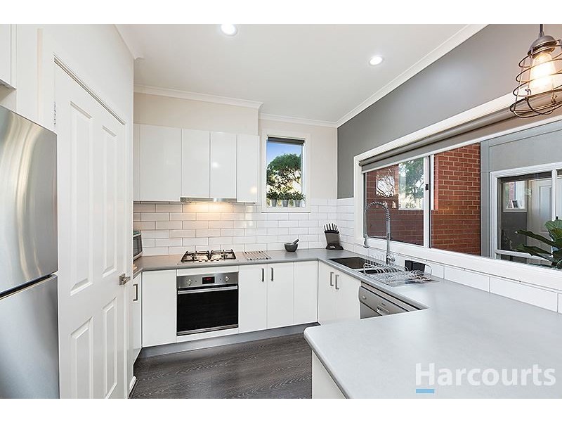 13 Hawthorn Way, Glen Waverley VIC 3150