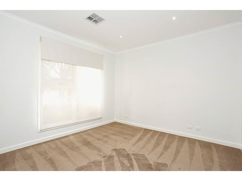 63 Panoramic Grove, Glen Waverley VIC 3150