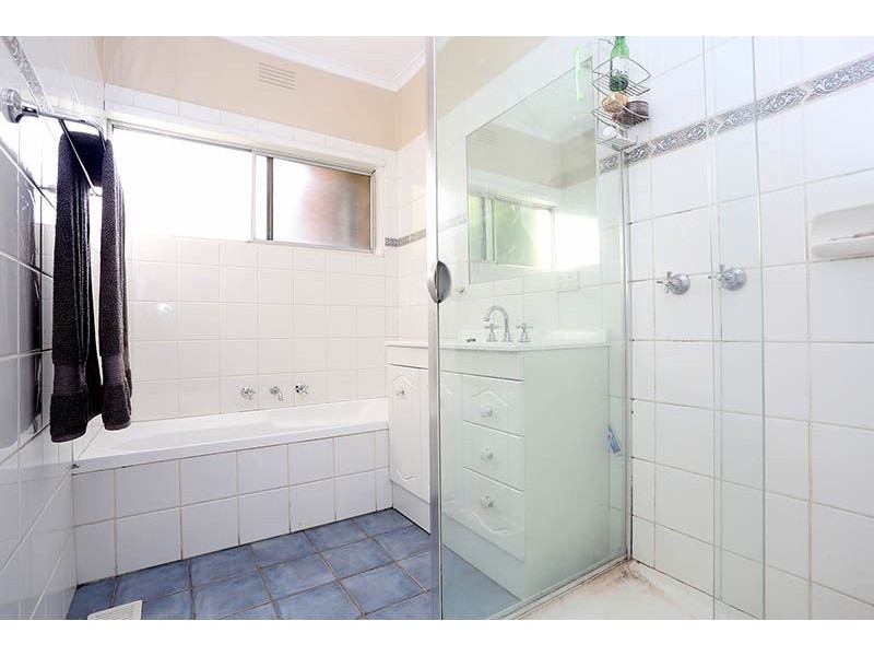 35 Tobias Avenue, Glen Waverley VIC 3150