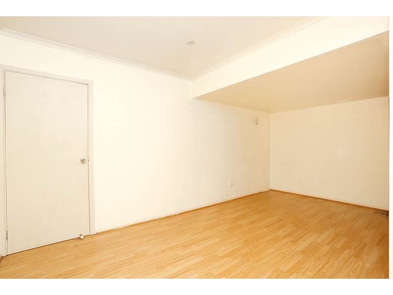 12 Peppermint Grove, Box Hill South VIC 3128